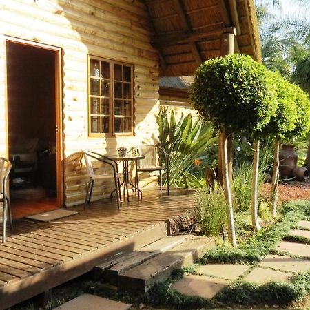 Ciara Guesthouse Pretoria-Noord Esterno foto