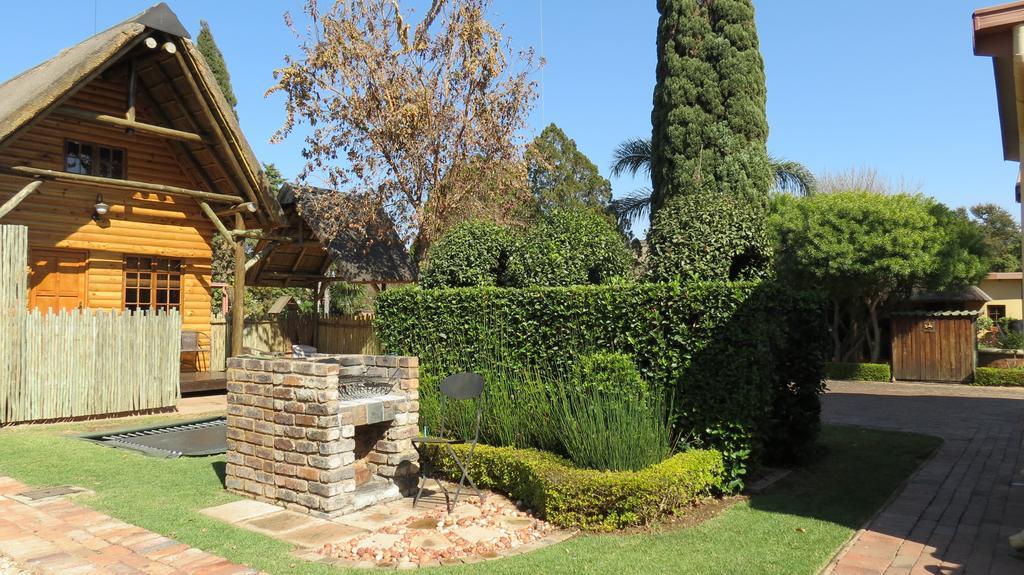 Ciara Guesthouse Pretoria-Noord Esterno foto