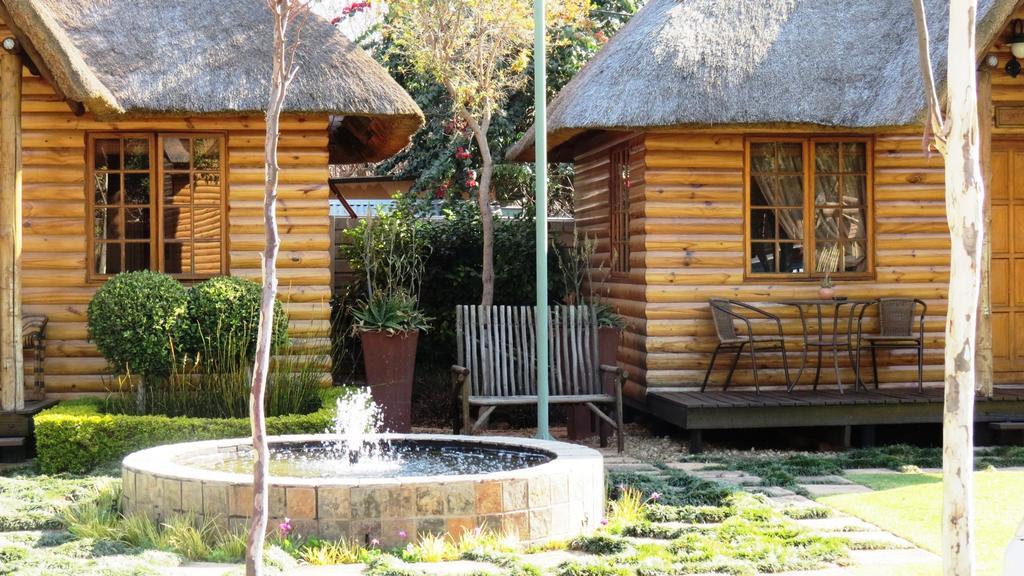 Ciara Guesthouse Pretoria-Noord Esterno foto